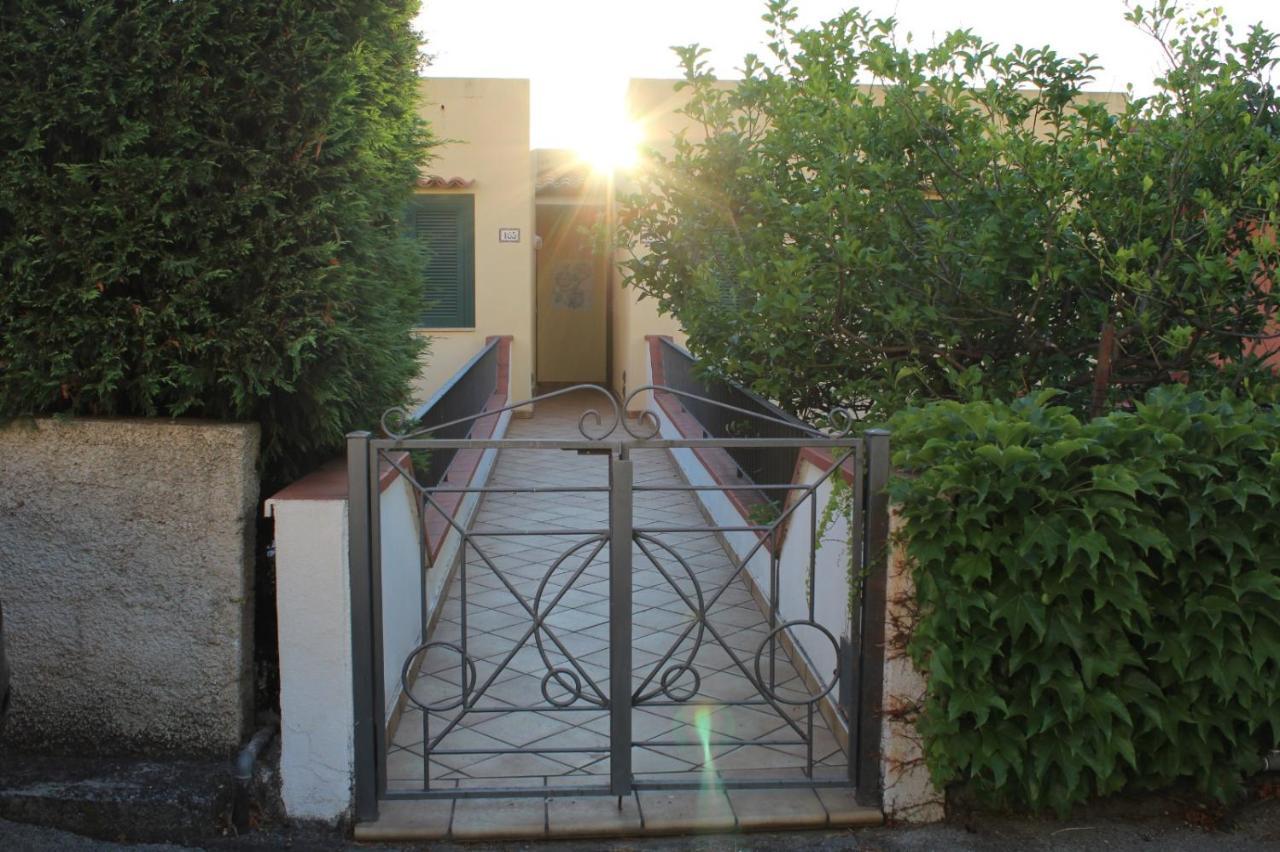Elegante Casa Vistamare Villaggio Del Bridge ซานนิโกลาอาร์เชลลา ภายนอก รูปภาพ